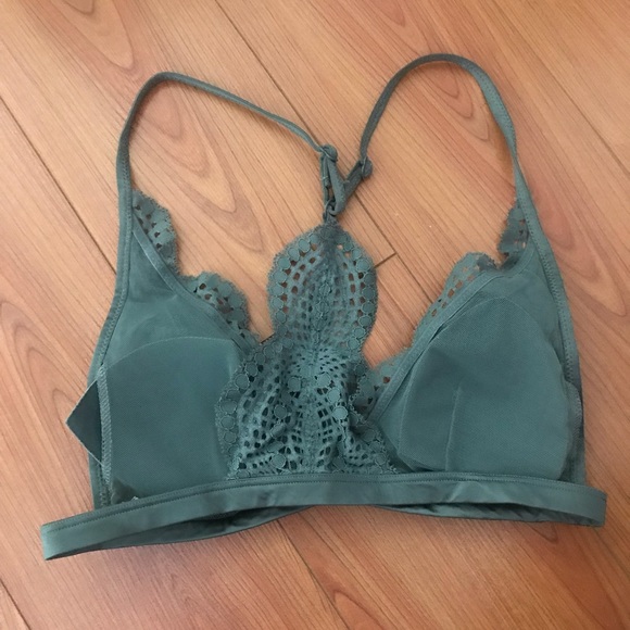 Victoria’s Secret Bralette - Picture 2 of 2